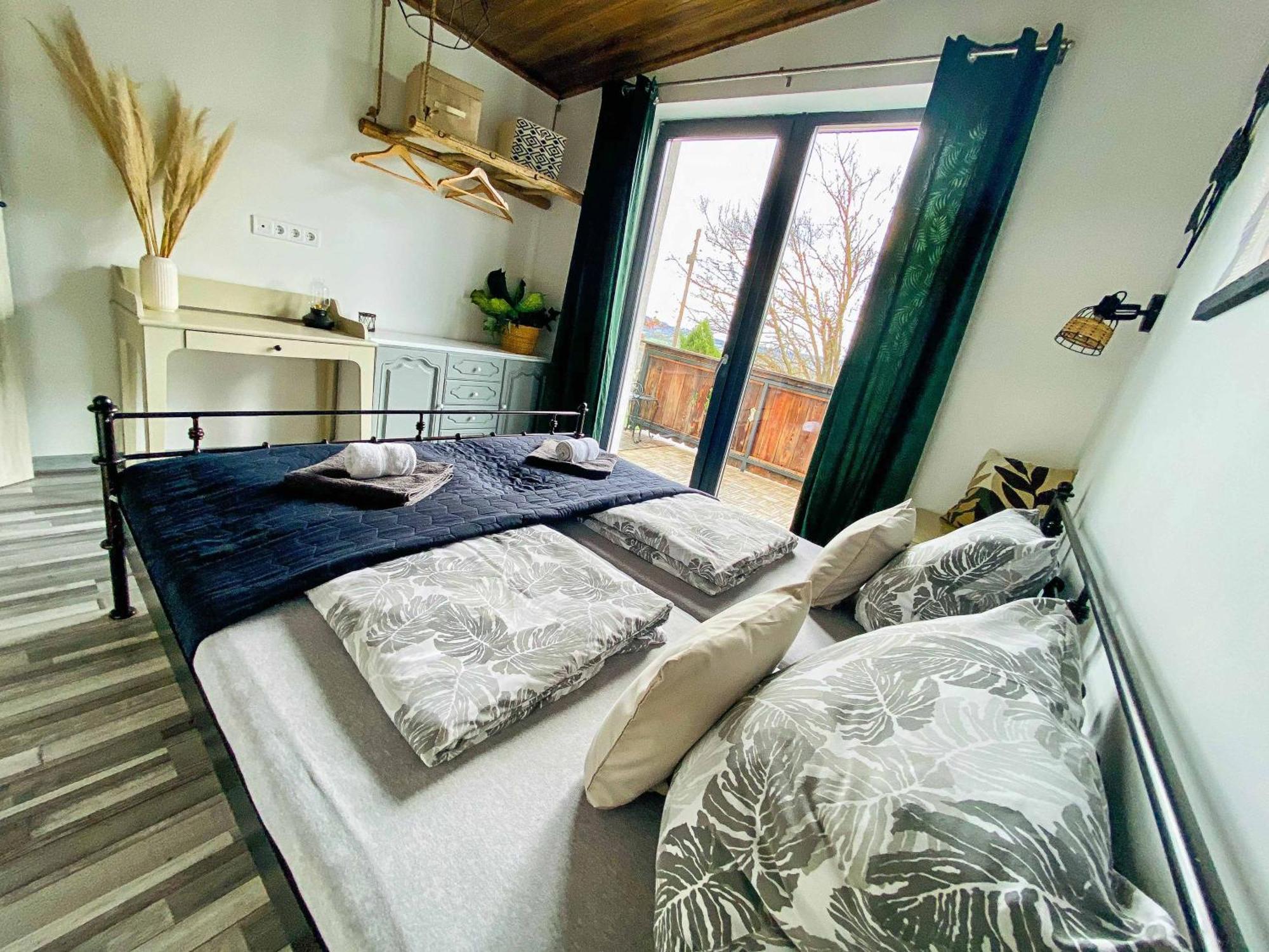Villa Lessuek Meg! Vendeghaz - Suemeg Esterno foto